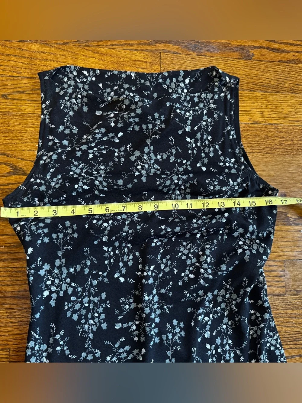 Jonathan Martin Black White Floral Shift Dress M Sleeveless Boat Neck